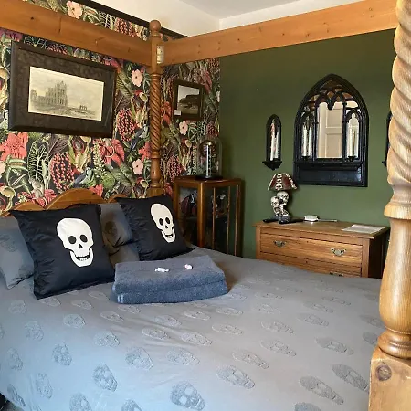 Guest house Dracula Whitby